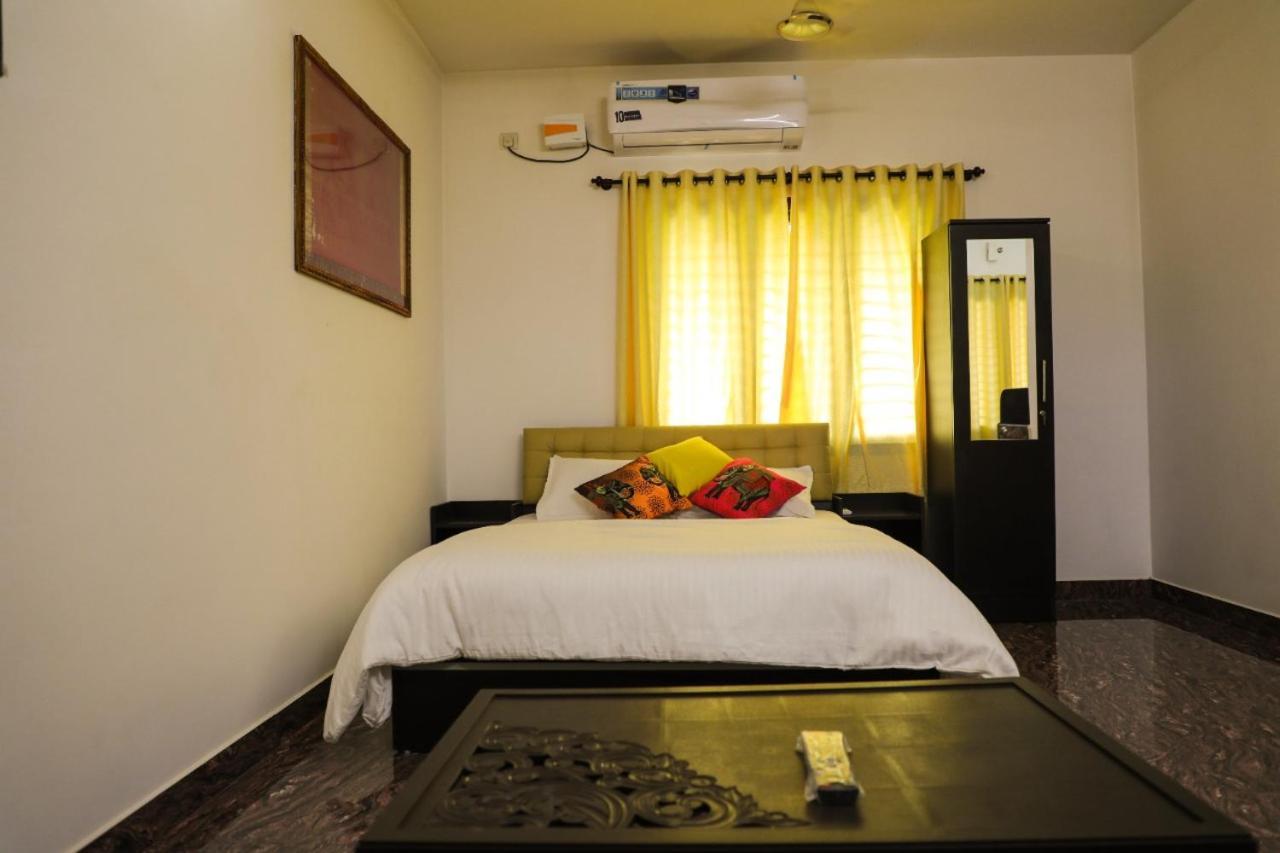אודופי Castle Home Stays מראה חיצוני תמונה